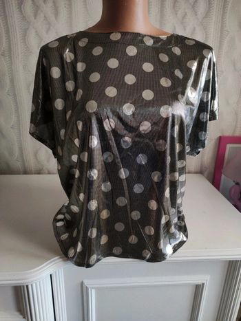 Haut argenté taille 48