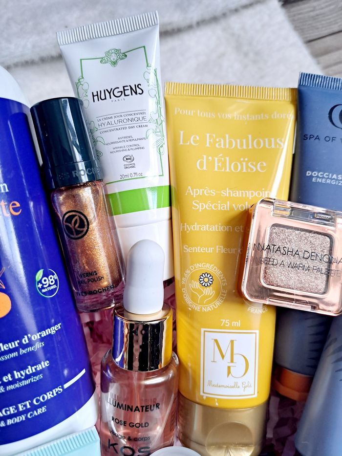 Box maquillage et soins neufs. lot de produits dans un coffret - photo numéro 2