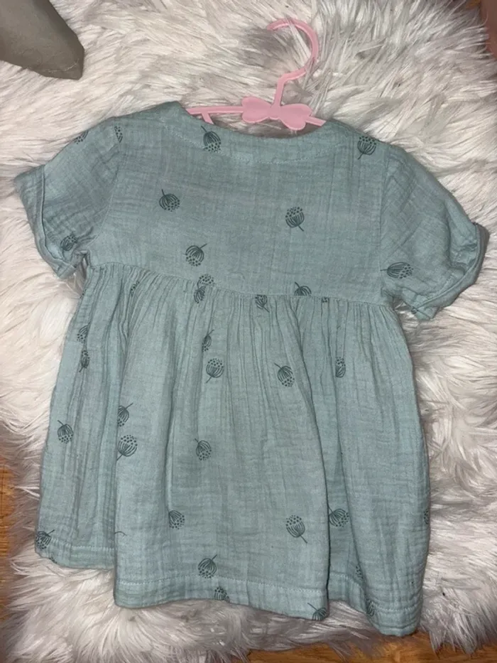 Robe 6 mois - photo numéro 3