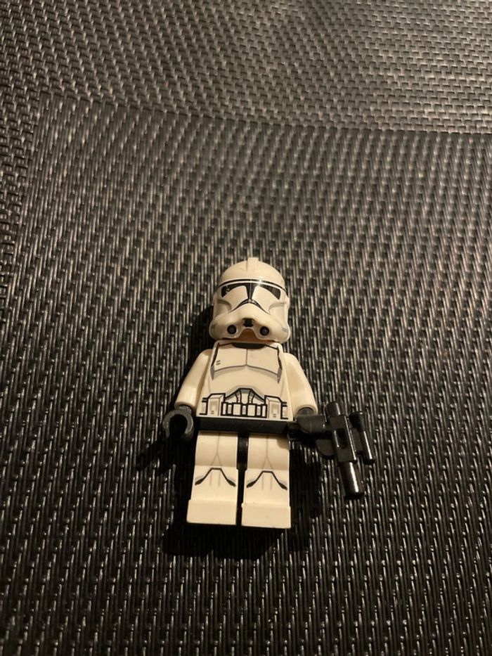 Lego Star Wars figurine clone trooper phase 2 sw0541 minifigure Lego 75028 officiel