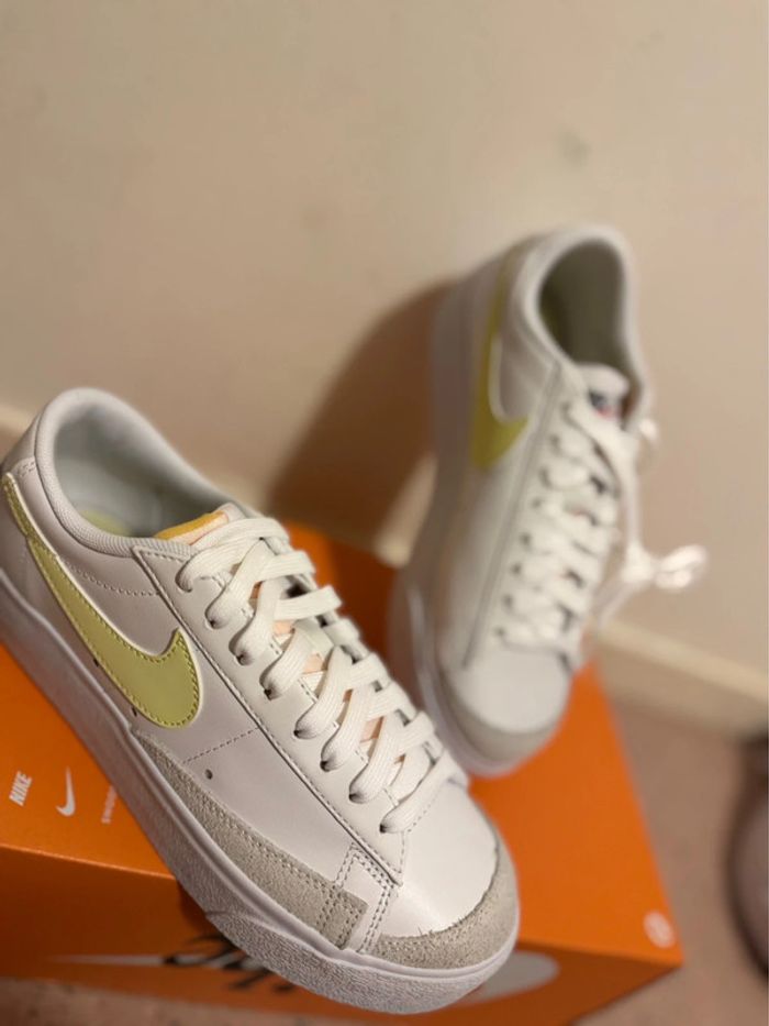 Basket plate-forme Nike - photo numéro 3