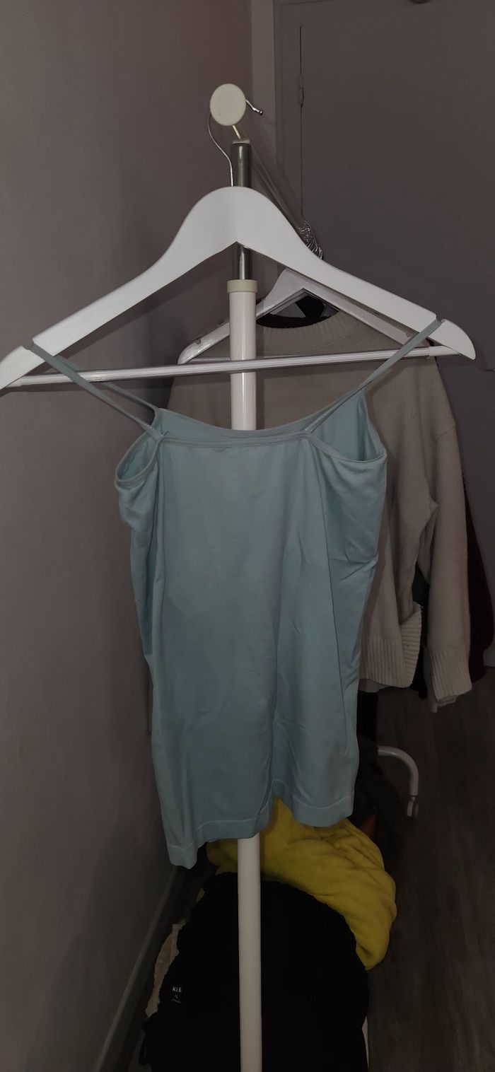 Débardeur bleu ciel - photo numéro 2