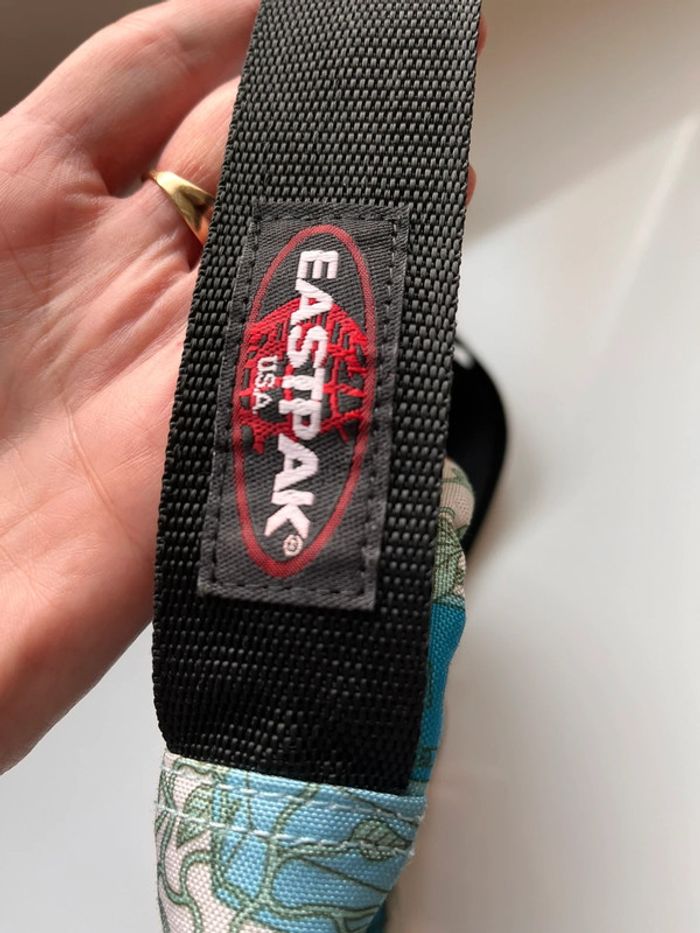 Sacoche Eastpak - photo numéro 3