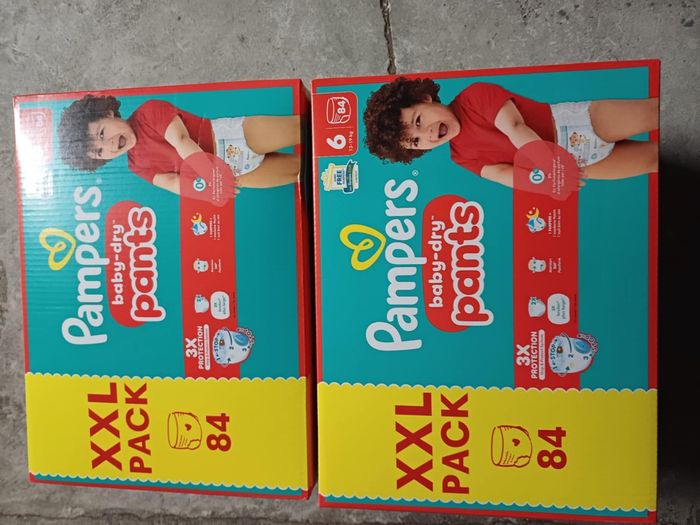 2 boîte de couche pampers pants taille 6 a 45€