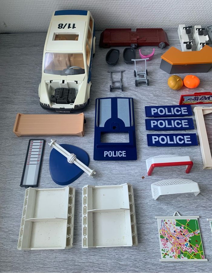 Lot de pièces détachées Playmobil - photo numéro 2