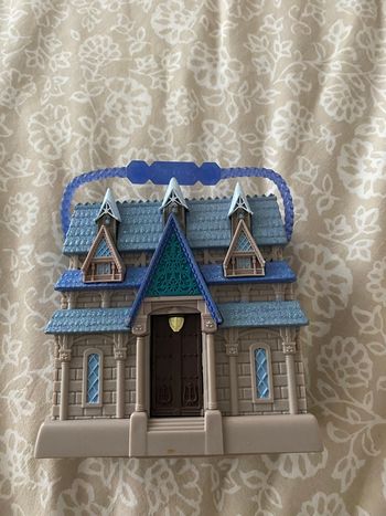 Maison Disney la reine les neiges animators