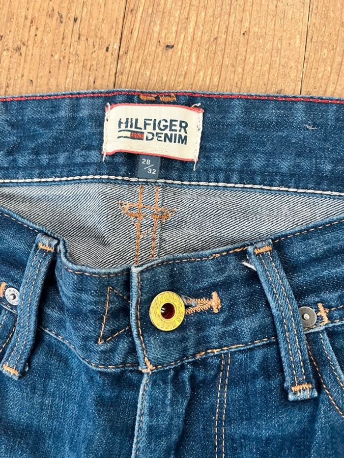 Jean Tommy Hilfiger - photo numéro 3