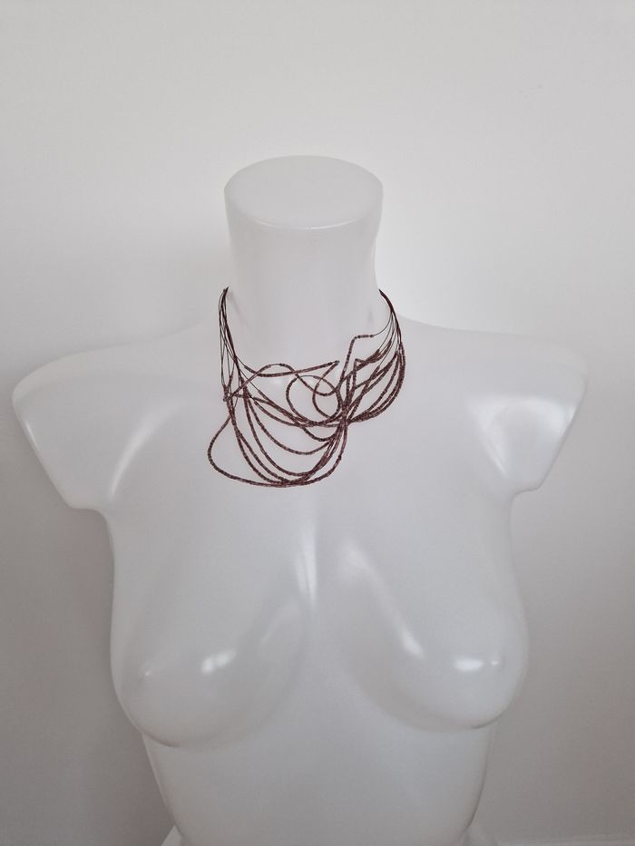 Collier multi rang à perles violet rosé