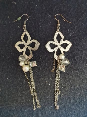 Boucles d'oreilles pendantes