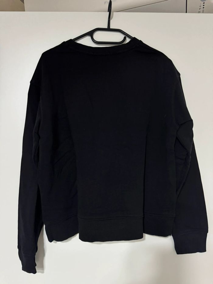Pull noir - photo numéro 2