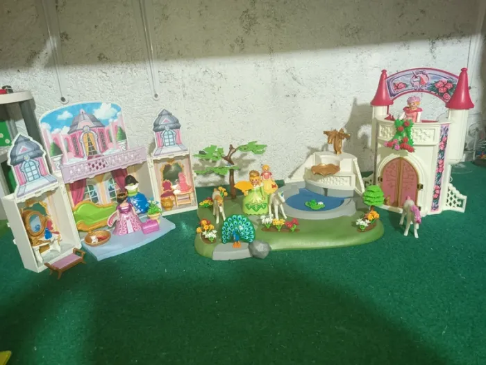 Lot princesses playmobil (fontaine 4137, château transportable 5419, - photo numéro 18