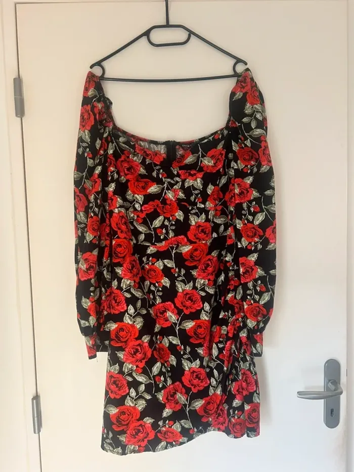 Magnifique robe fleurie taille L