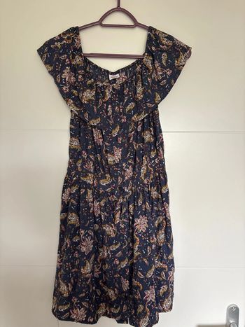 Robe tape-à-l’œil taille 12 ans