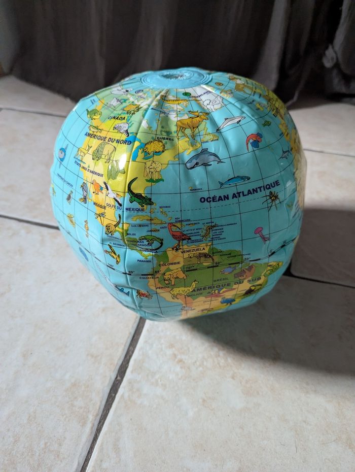 Globe gonflable - photo numéro 2