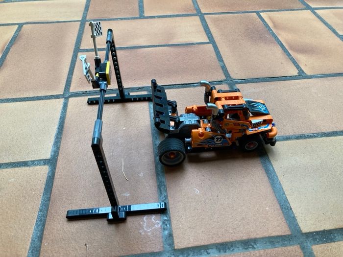 Lego modèle 42104 - photo numéro 3