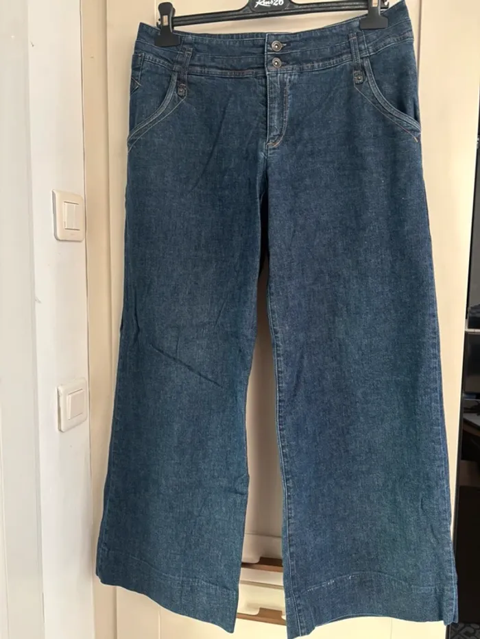 Pantalon jean jambe large Chattawak taille 42