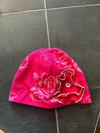 Bonnet fillette taille 48 neuf
