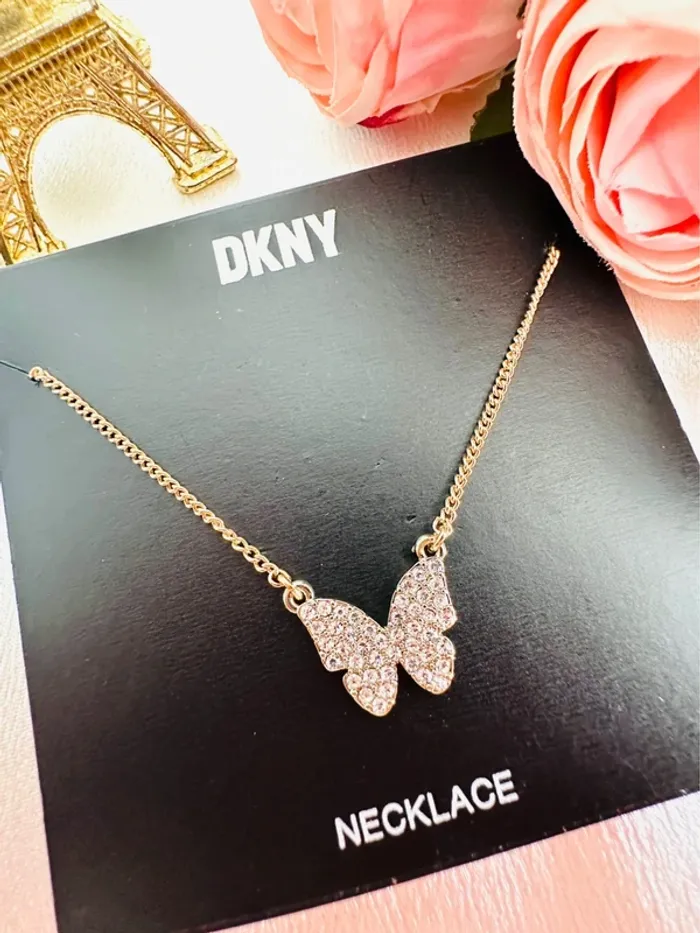 🦋Collier zinc papillon DKNY doré – Authentique & raffiné - photo numéro 5