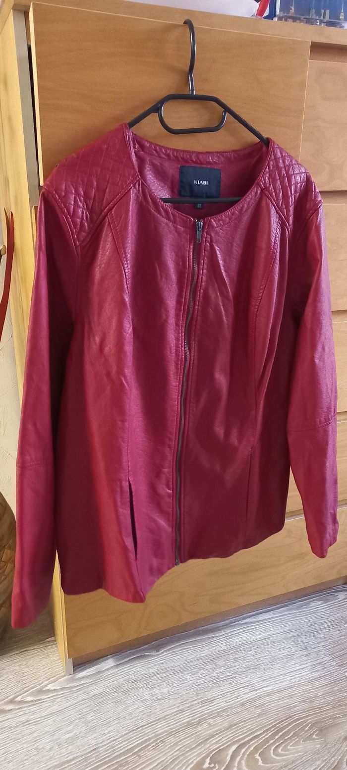 Blouson simili cuir rouge