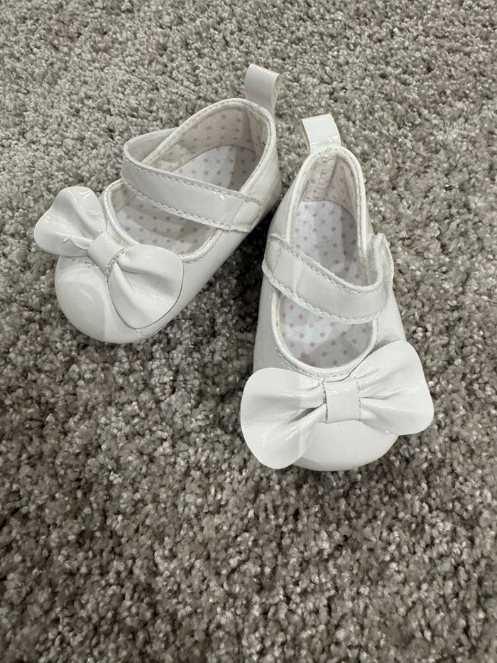 Paire de ballerine vernis pour bébé