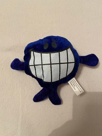 Peluche bonhomme bleu