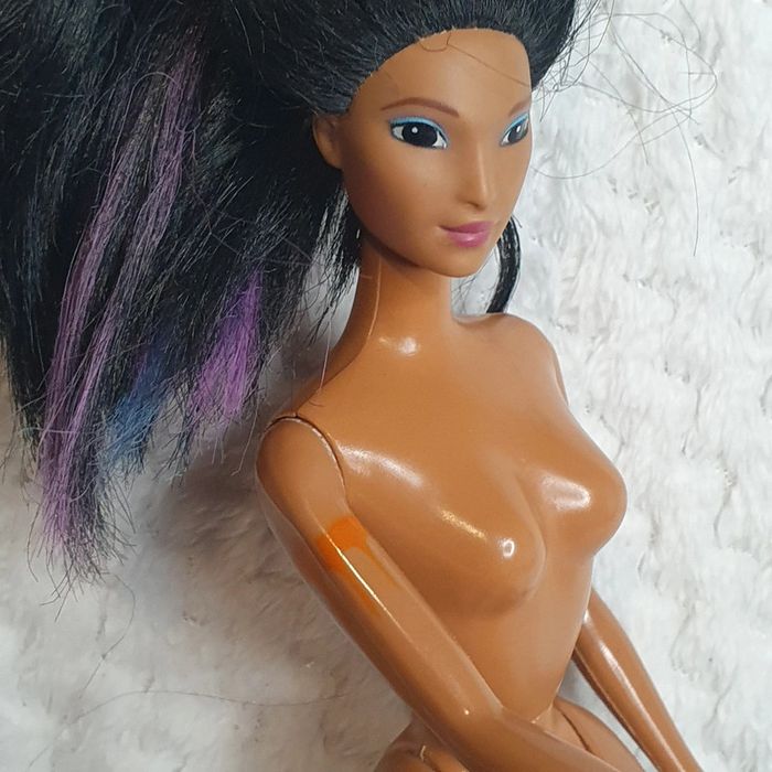 Pocahontas Color Splash Hair - Mattel 1995 - Poupée nue - photo numéro 2