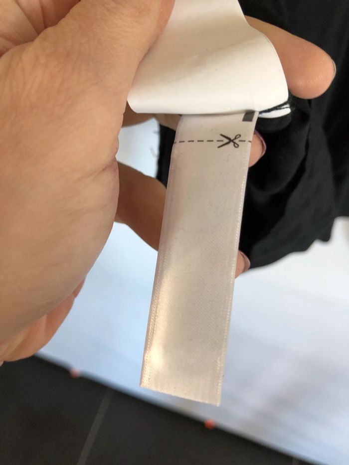 Superbe blouse Promod noire col montant taille 34 36 neuve - photo numéro 19