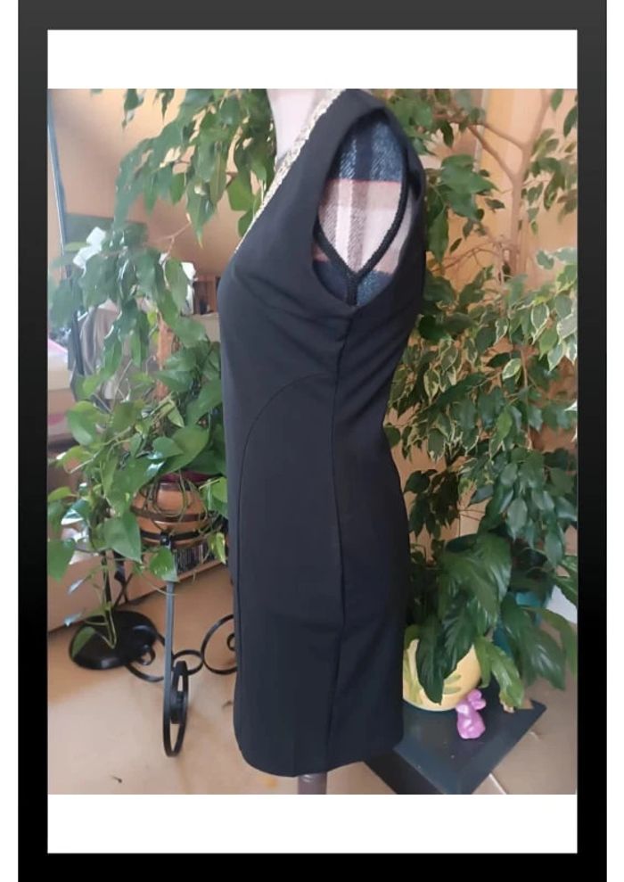 Robe noire à strass - photo numéro 2