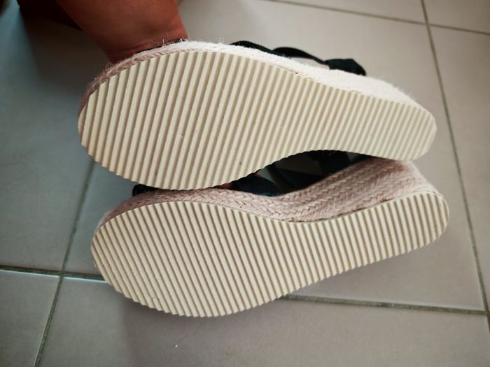 Chaussures compensées - photo numéro 2