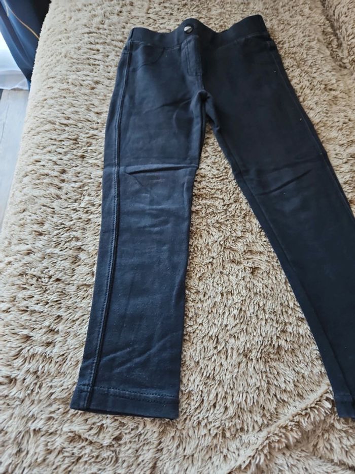 Pantalon fille 5 ans - photo numéro 2