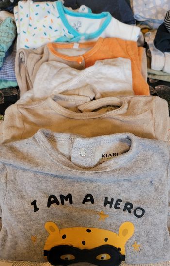 Lot 5 pyjamas hiver 9 mois