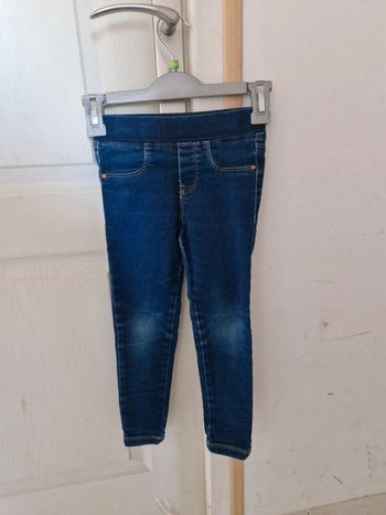 Pantalon tregging Okaïdi 4 ans bon état