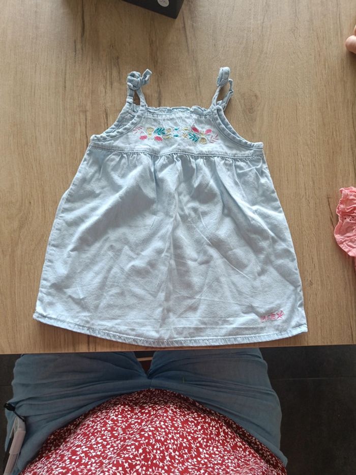 Robe à bretelles