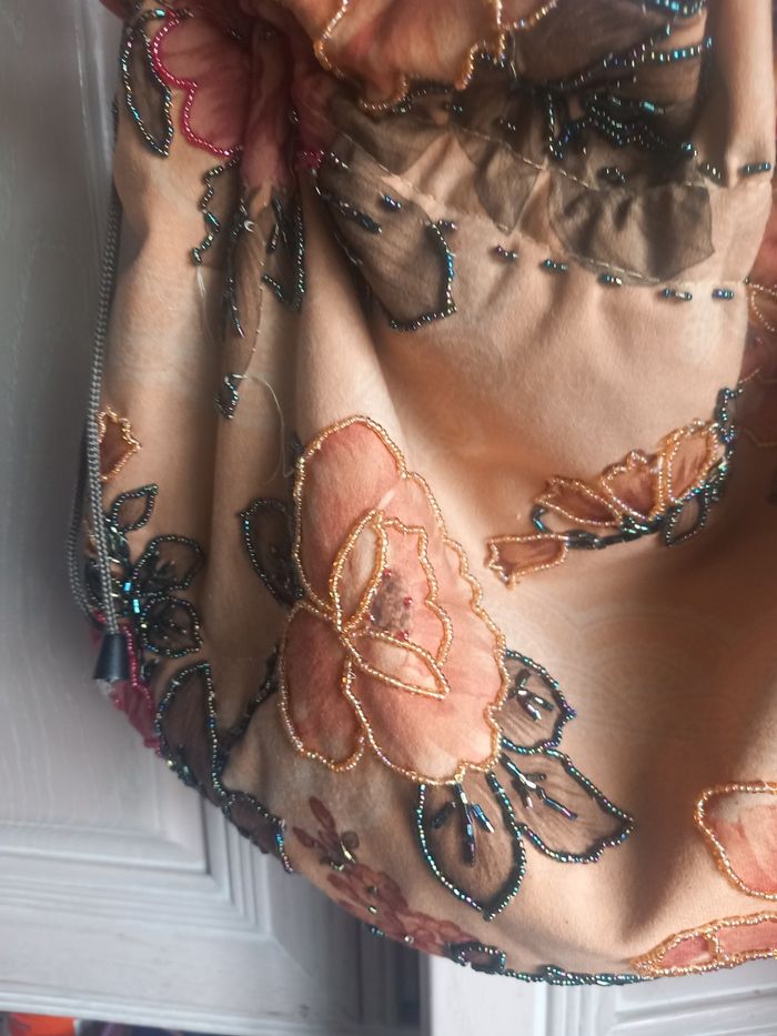 Sac à main avec fleurs - photo numéro 2