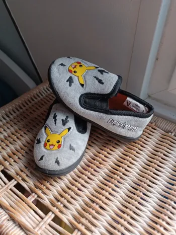 Chaussons Pikachu