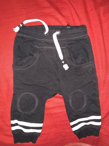 Jogging taille 6 mois H&M