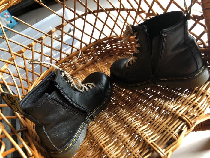 Dr Martens noire 27 - photo numéro 3