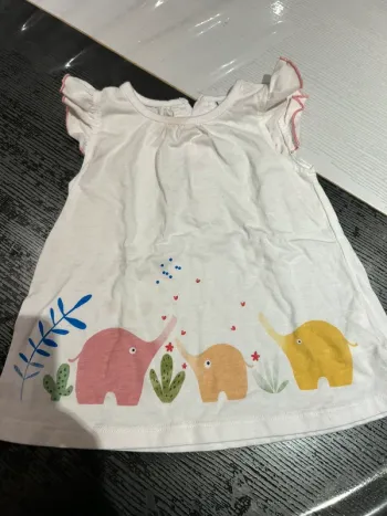 T-shirt robe