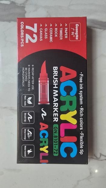 Boite Guangna  72 feutres acryliques