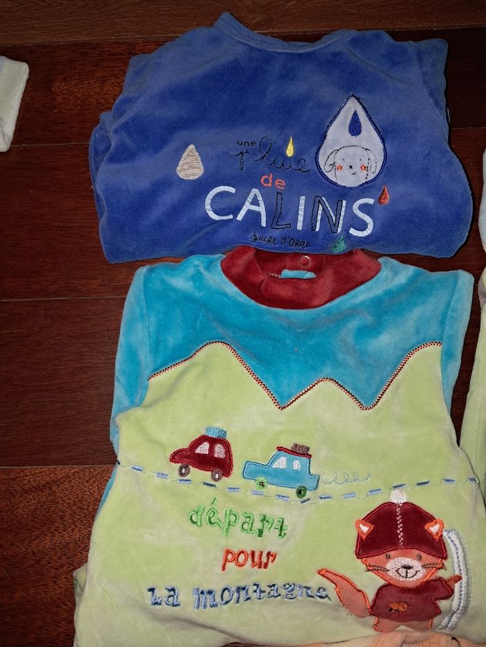 Pyjamas 3 mois hiver - photo numéro 10