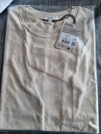 T-shirt   S