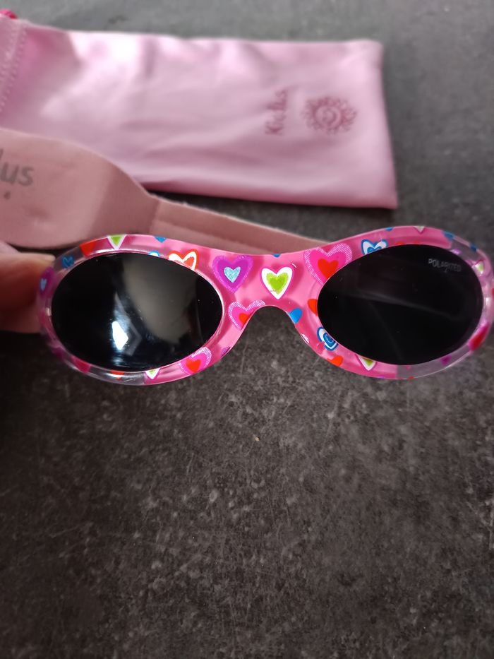 Lunettes de soleil Kiddus coeurs - photo numéro 4