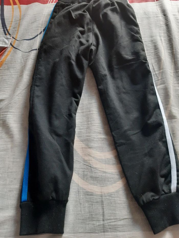 Pantalon jogging Garçon 6 ans - photo numéro 3