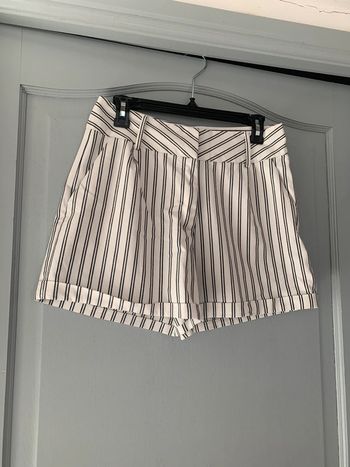 Short à rayures