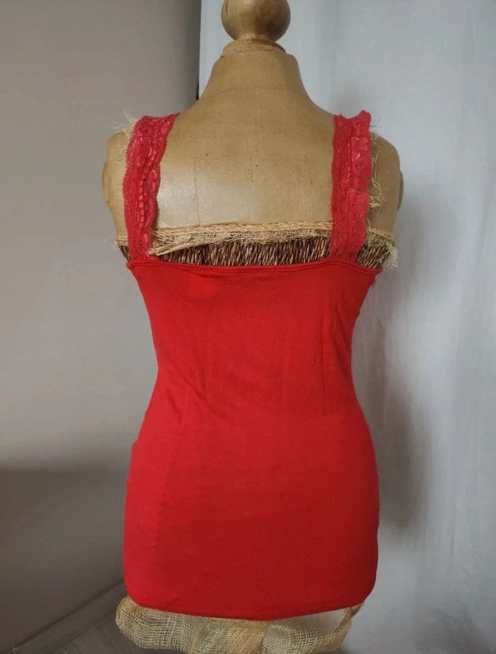 Débardeur rouge - photo numéro 3