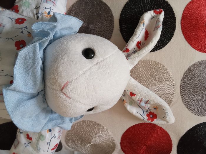 Doudou peluche lapin blanc Minouche vintage ancien tissu imprimé fleurs rouges jaunes floral fleuri - photo numéro 4