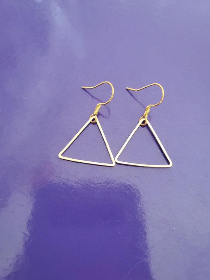 Boucles d'oreilles triangle doré