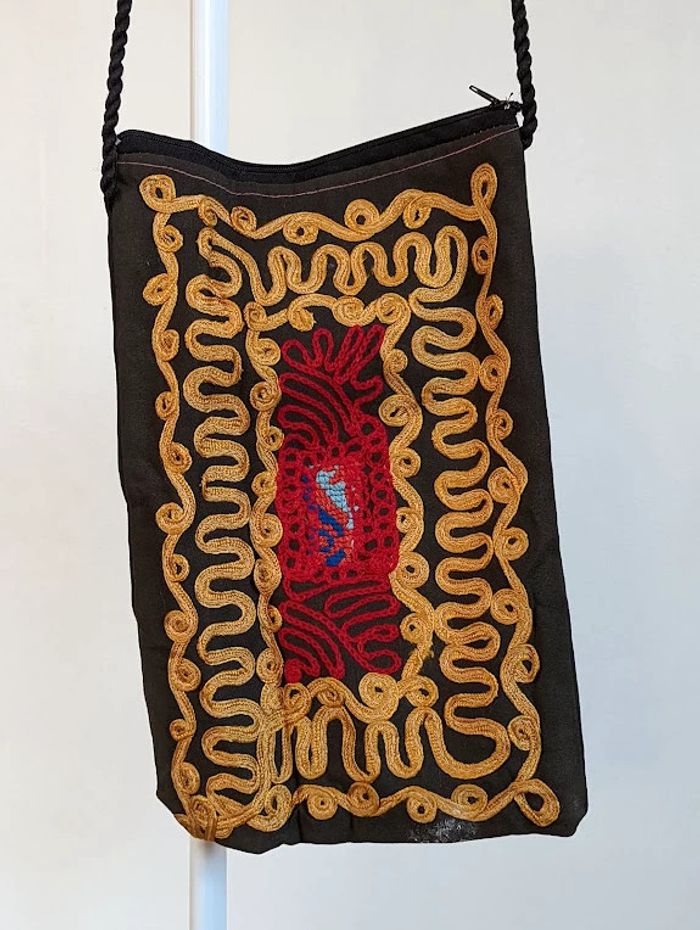 Sacoche artisanale