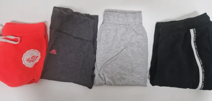 Lot vêtements de sport filles (XS)