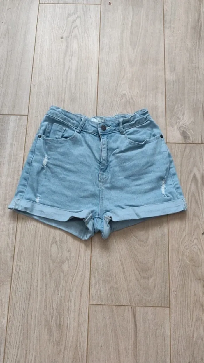 Short en jeans